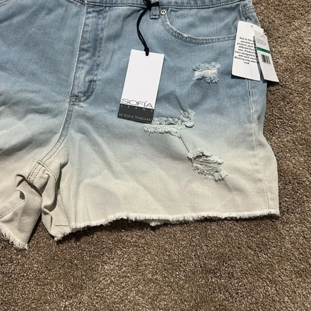 Sofia Vergara Blue Ombre Denim Shorts NWT